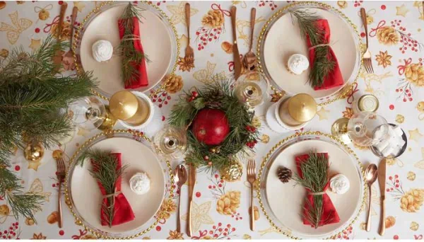 Скатерть "Этель" Golden Christmas 149х110см с ГМВО, 100%хл, 190г/м2