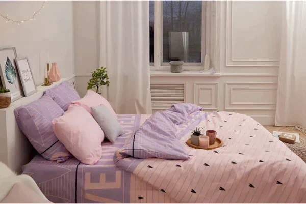 Постельное бельё «Этель» 1.5 сп Violet love 143*215 см, 150*214 см, 70*70 см - 2 шт, бязь 125 г/м2