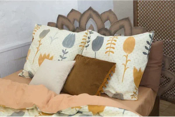 Постельное бельё «Этель» 1.5 сп Autumn flowers 143*215 см, 150*214 см, 70*70 см - 2 шт