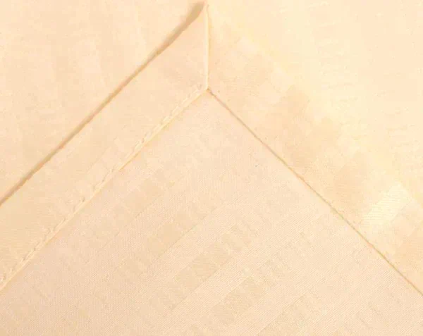 Скатерть Этель Shine 150*220 +/-3см, цв.молочный, пл. 192 г/м2, хл с ВГМО
