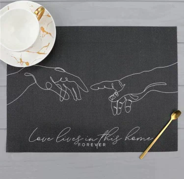 Салфетка на стол Love lives, ПВХ, 40х29 см