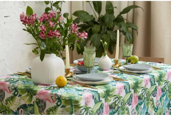 Скатерть Доляна Tropical garden 150*300 +/- 2 см, 100% п/э